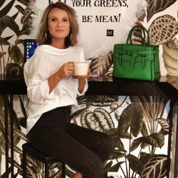 4 trucuri vestimentare de la renumita bloggerita de fashion Carmen Negoita