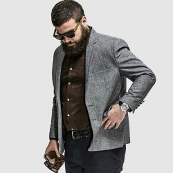 De sarbatori Goliat Fashion recomanda sacouri domnilor bine facuti